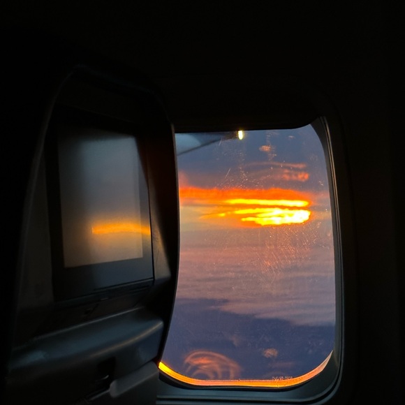 Meet your Posher - Picture 1 of 1